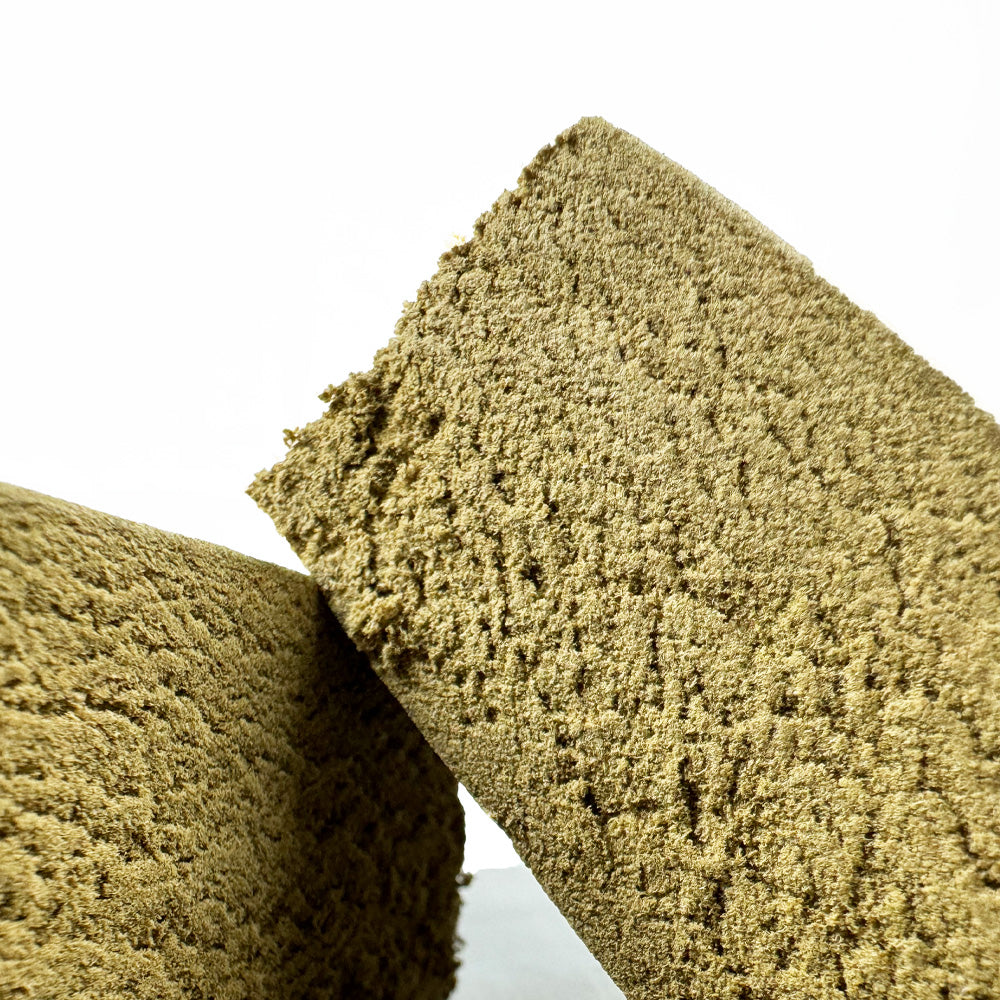 Zoom sur un morceau de CBD Dry Sift Mala X Zoap