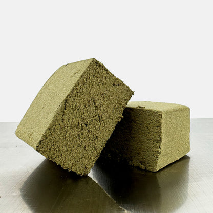 Deux tranches de CBD Dry Sift Lemon qui se chevauchent