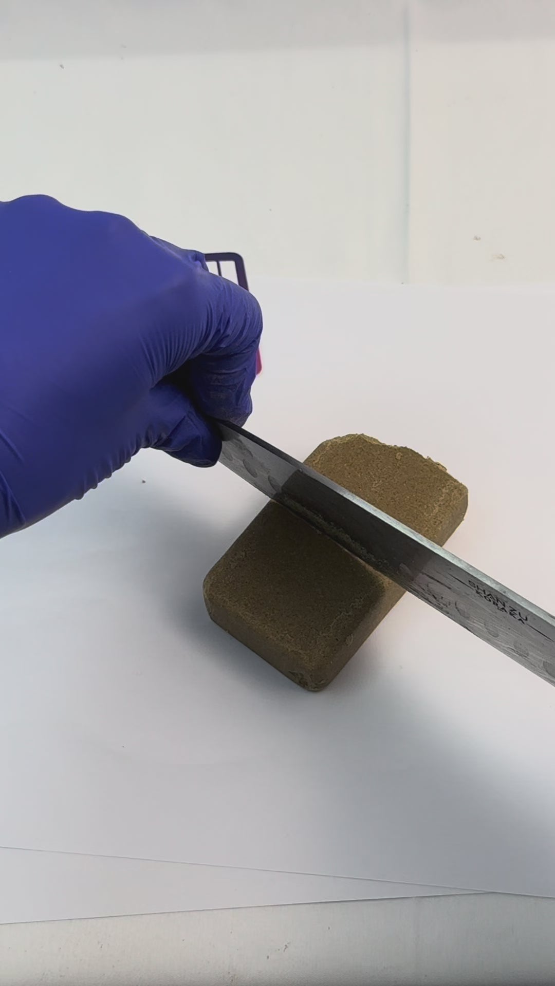 Načíst video: Pollen CBN 20 % — prezentační video