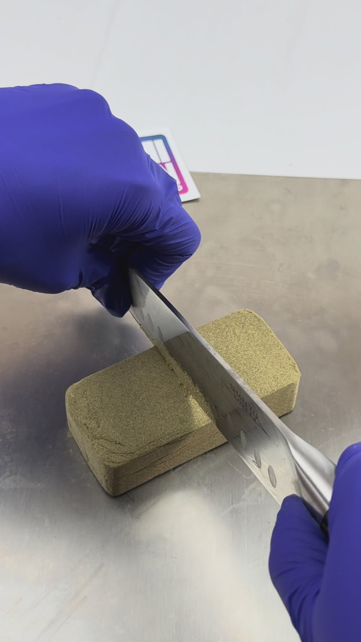 Video laden: Pollen Sweet Candy 20 % CBD – Präsentationsvideo