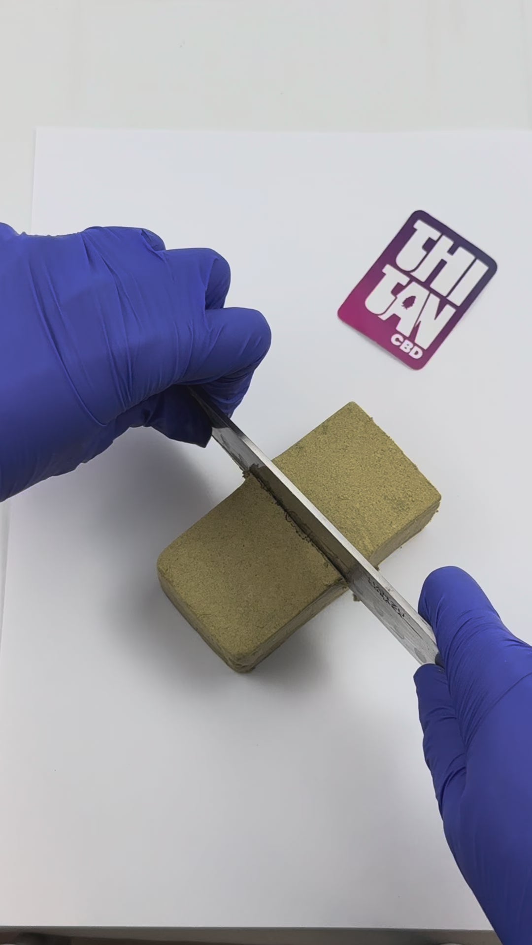 Načíst video: Pollen Cherry Pie 25 % CBD — prezentační video